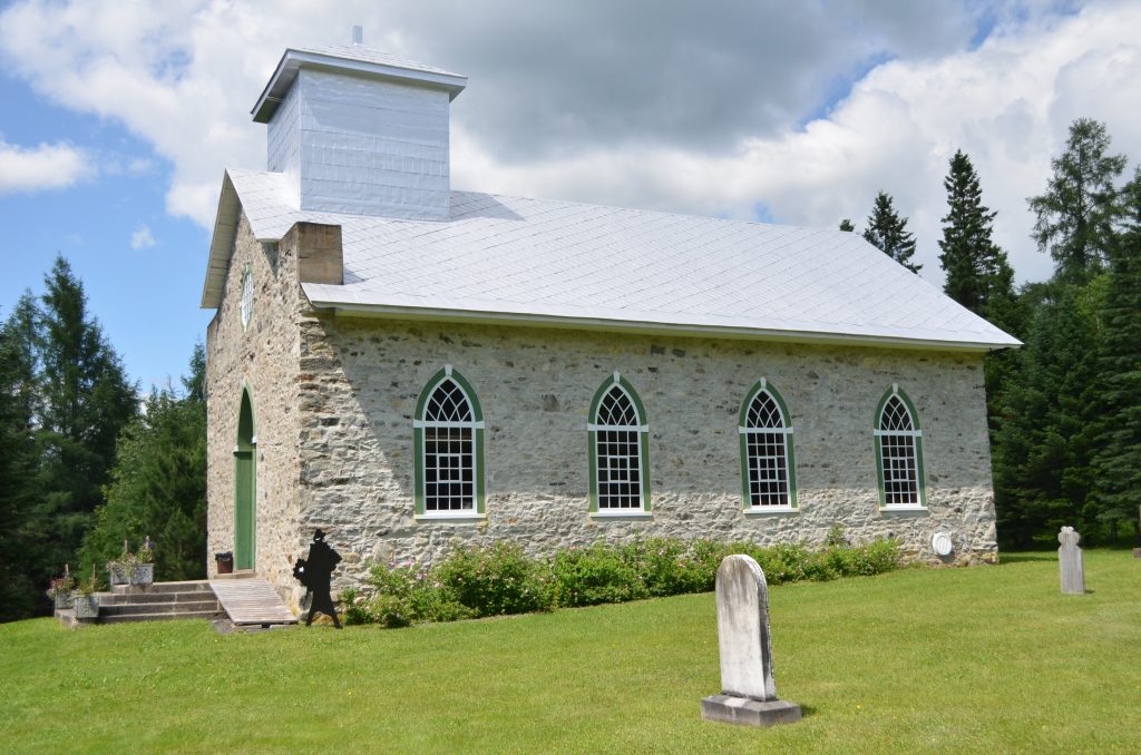SaintSimonlesMines l'église SaintPaul de Cumberland Mills célèbre
