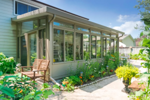 Solarium de Sunspace Sunrooms. Moreau PRS accueille ses clients dans sa succursale à Québec.